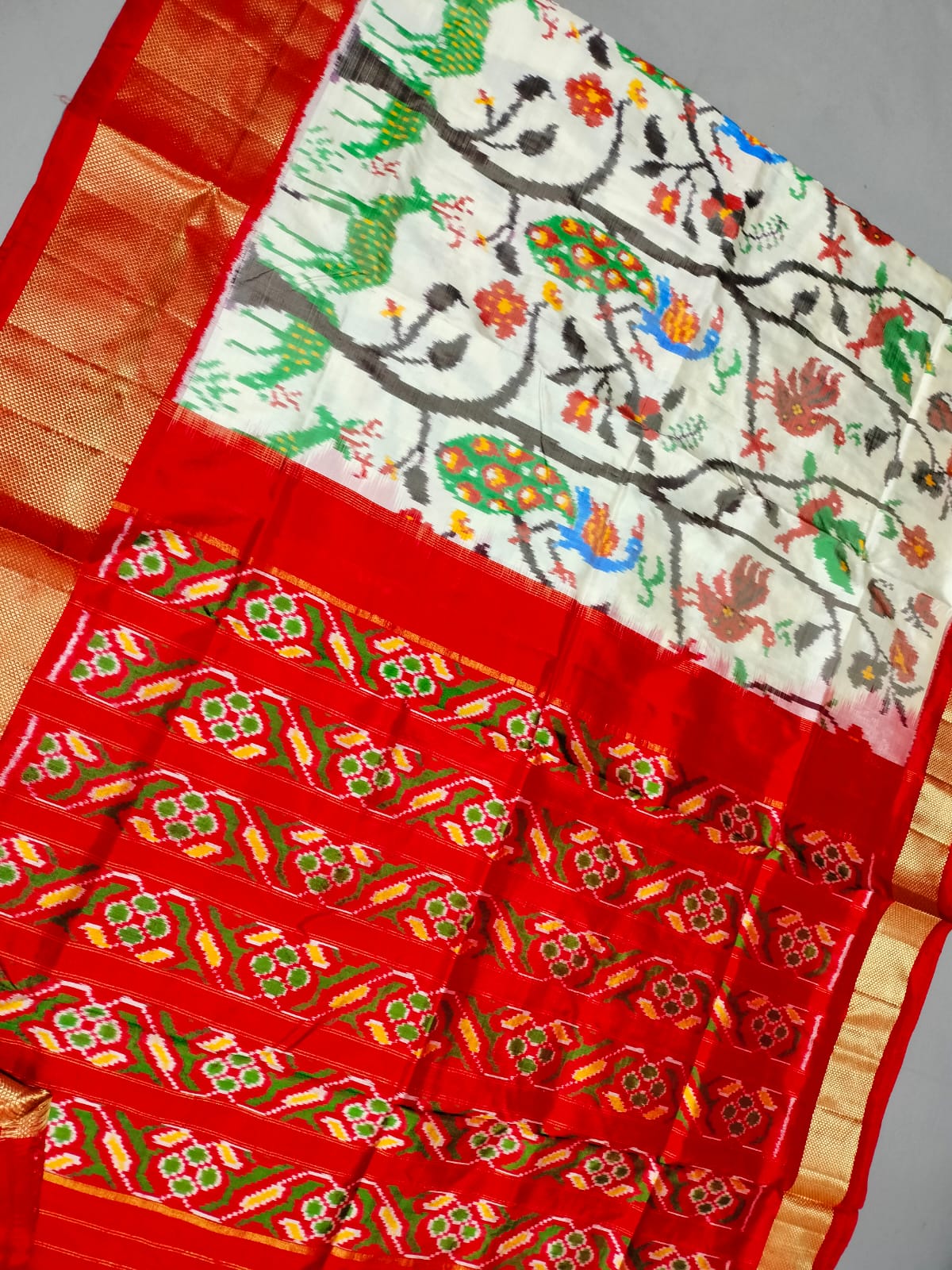 Sanskriti Handloom Pochampally Exclusive Ikkat Silk Saree(Silk Mark Certified)