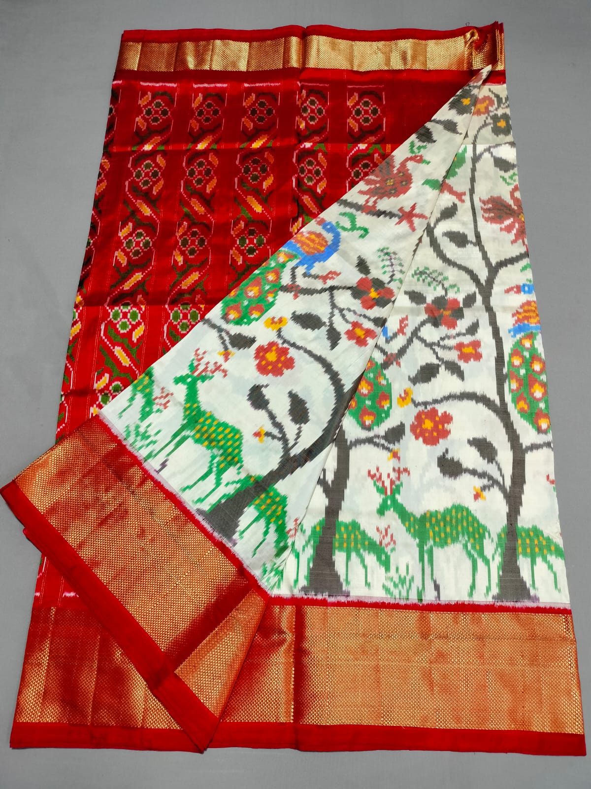 Sanskriti Handloom Pochampally Exclusive Ikkat Silk Saree(Silk Mark Certified)