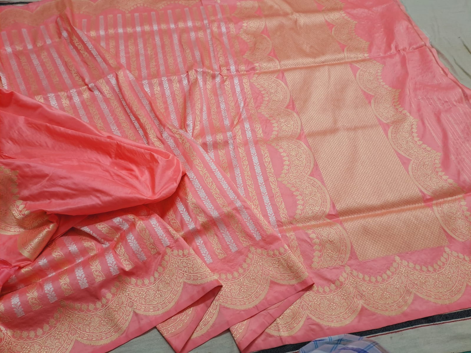 Sanskriti Handloom Pure Banarasi Katan Silk Sare-Peace