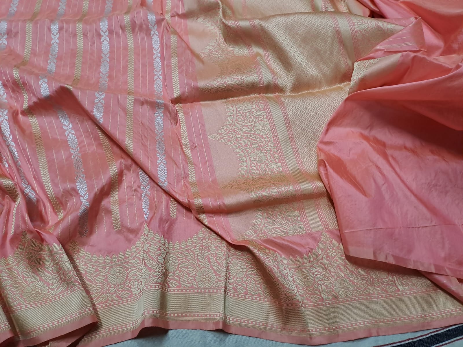 Sanskriti Handloom Pure Banarasi Katan Silk Sare-Peace