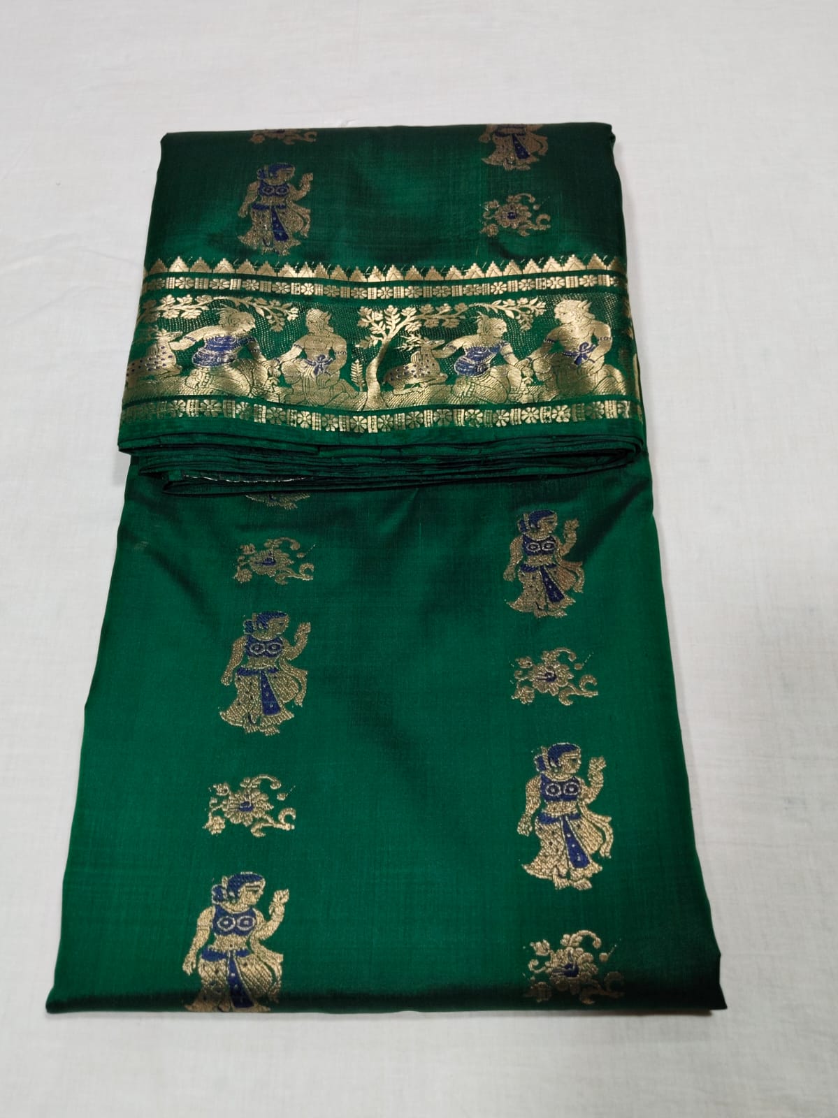 Sanskriti Bishnupuri pure katan Silk  Baluchari saree (Silk mark certified)