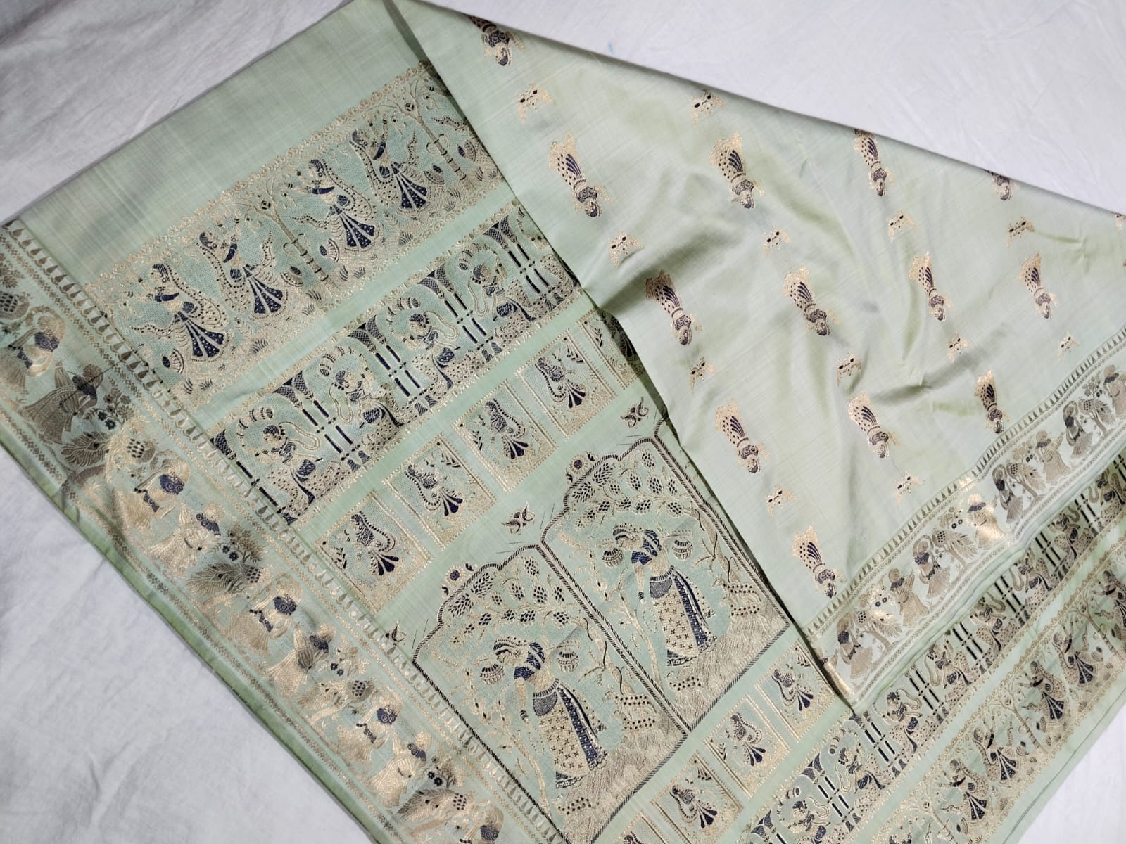 Sanskriti Bishnupuri pure katan Silk  Baluchari saree (Silk mark certified)